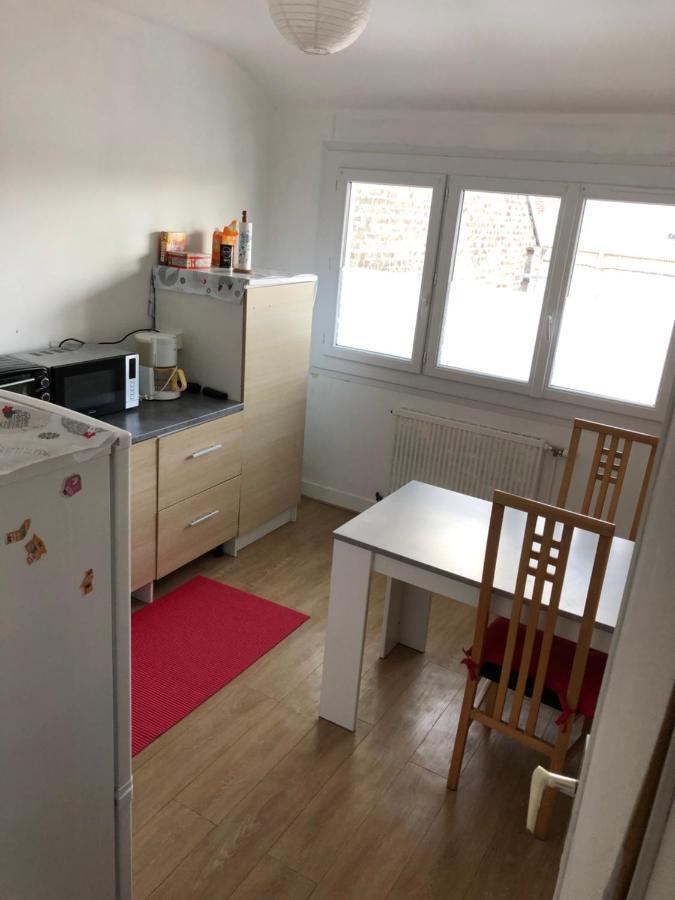 Gite De La Nievre - Centre Ville-2E Etage Flixecourt Екстер'єр фото