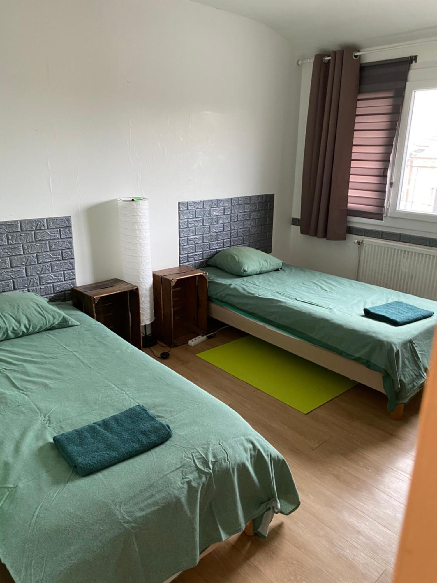 Gite De La Nievre - Centre Ville-2E Etage Flixecourt Екстер'єр фото